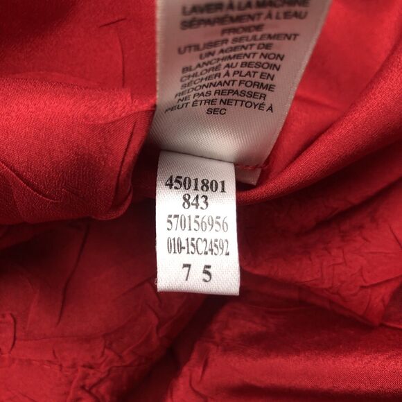 Chico's Textured Fabric Long Sleeve Button Up Blouse Red Size 1/8 Smart Casual - Picture 10 of 11